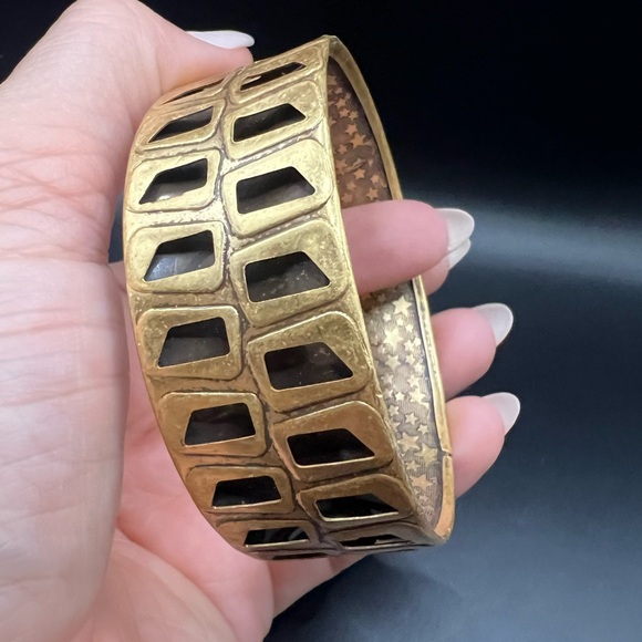 Jewelry - Gold Tone and Black Geometric Bangle